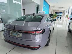 Volkswagen Passat 2025 Pro 380TSI Dragon Premium Edition - ფოტო 15