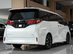 Toyota Alphard Hybrid 2.5L Premium Edition - ფოტო 15