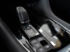 Toyota Alphard Hybrid 2.5L Premium Edition - ფოტო 7