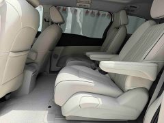 Buick GL8 Land Executive Cabin 652T Premium - ფოტო 9