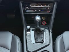 Volkswagen Touareg 2021 280TSI FWD Luxury - ფოტო 13