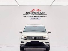 Volkswagen Touareg 2021 280TSI FWD Luxury - ფოტო 2