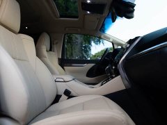 Toyota Alphard Hybrid 2.5L Premium Edition - ფოტო 9