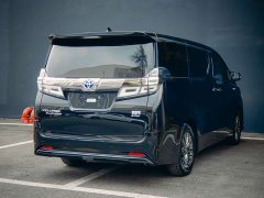 Toyota Vellfire Dual Motor 2.5L HV Premium Edition - ფოტო 4