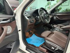 BMW X1 xDrive25Li Premium - ფოტო 7