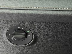 Volkswagen Touareg 2022 280TSI FWD Luxury Edition - ფოტო 18