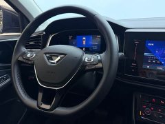 Volkswagen Jetta VS5 280TSI Automatic Glory Edition - ფოტო 11