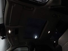 Land Rover Discovery Facelift 360PS R-Dynamic S - ფოტო 14