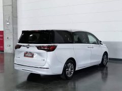 Buick GL8 ES Luxe Enjoyment Edition - ფოტო 2