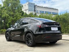 Tesla Model Y 2023 Long Range All-Wheel Drive - ფოტო 12