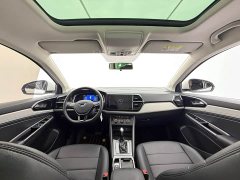 Volkswagen Jetta VS7 280TSI Automatic Entry-Level - ფოტო 10