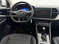 Volkswagen Jetta VS7 280TSI Automatic Entry-Level - ფოტო 9