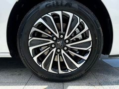 Buick GL8 New Energy Lusang Respect Edition - ფოტო 10