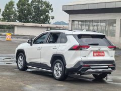 Toyota RAV4 2.0L CVT FWD Urban Edition - ფოტო 14