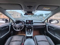 Toyota RAV4 2.0L CVT FWD Urban Edition - ფოტო 9