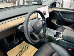 Tesla Model Y Rear-Wheel Drive - ფოტო 17
