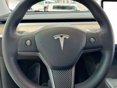 Tesla Model Y Rear-Wheel Drive - ფოტო 18