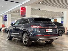 Lincoln Explorer 2021 2.7T AWD Prestige - ფოტო 3