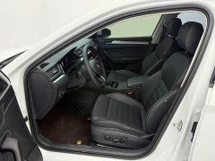 Skoda Superb TSI280 DSG Prestige - photo 16