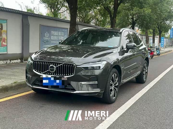 Volvo XC60 B5 AWD Smart Remote Luxury Edition - ავტომობილი ჩინეთიდან