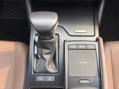 Lexus ES 260 Excellence Edition - ფოტო 14