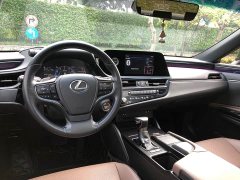 Lexus ES 260 Excellence Edition - ფოტო 18