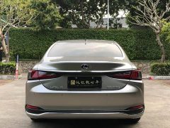 Lexus ES 260 Excellence Edition - ფოტო 5