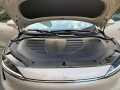 Luxeed Zhiji R7 Extended Range 251km Max - ფოტო 19