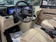 Buick GL8 Land Executive Cabin Advance Edition - ფოტო 9
