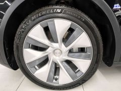 Tesla Model Y Rear-Wheel Drive - ფოტო 11
