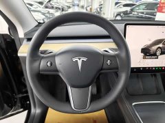 Tesla Model Y Rear-Wheel Drive - ფოტო 5