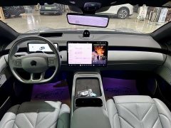NIO ET5T 75kWh Touring - ფოტო 18