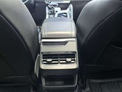 Geely Xingui Xingrui 2.0T Diesel Exclusive Cyan Green Edition - ფოტო 17