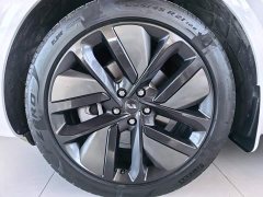 Li Auto L6 Pro - ფოტო 11