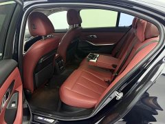 BMW 3 Series 320Li M Sport Package - ფოტო 16