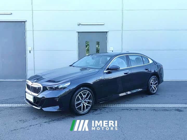 BMW i5 2025 eDrive 35L M Sport Package - ავტომობილი ჩინეთიდან