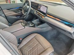 BMW 5 Series 2024 530Li Premier M Sport Package - ფოტო 18