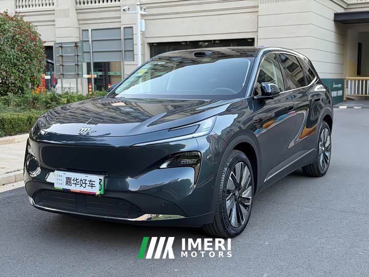 Buick Zhijing E7 1600 Ultra-Loaded Turbo Edition - ავტომობილი ჩინეთიდან