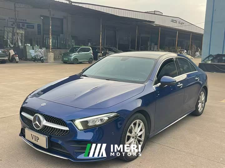 Mercedes-Benz A-Class A 200 L Sport Sedan Fashion Edition