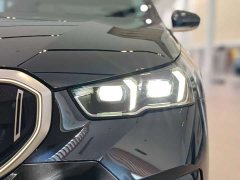 BMW i5 2025 eDrive 35L M Sport Package - ფოტო 9