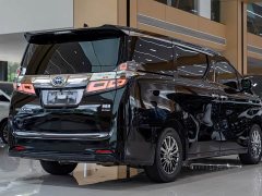 Toyota Vellfire Dual Motor 2.5L HV Premium Edition - ფოტო 13