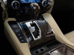 Toyota Vellfire Dual Motor 2.5L HV Premium Edition - ფოტო 7
