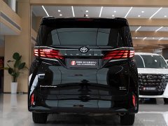 Toyota Alphard Hybrid 2.5L Premium Edition - ფოტო 12