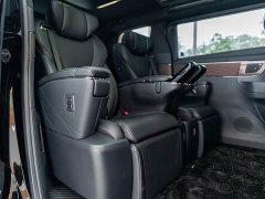 Toyota Alphard Hybrid 2.5L Premium Edition - ფოტო 8