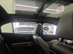 Cadillac XT4 28T FWD Luxury - ფოტო 10