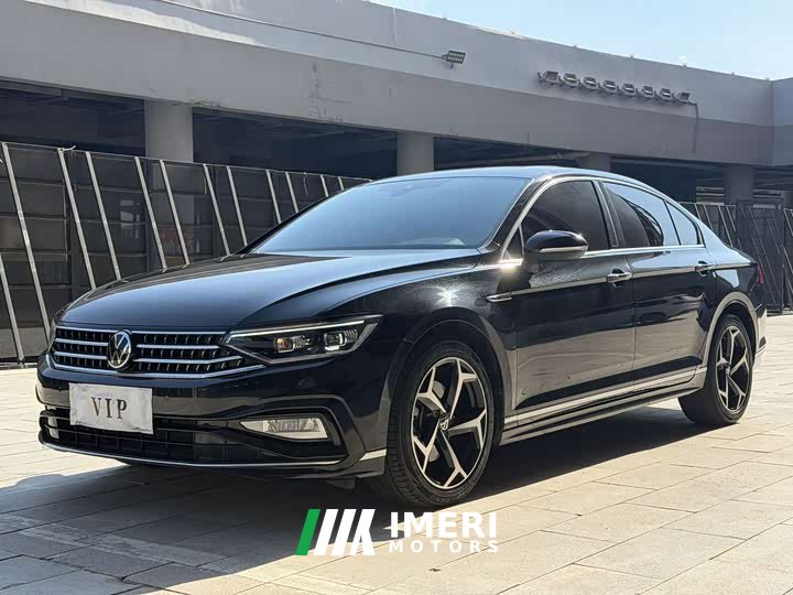 Volkswagen Magotan 2 Million Units Commemorative Edition 330TSI DSG Luxury - ავტომობილი ჩინეთიდან