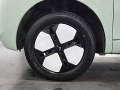 BMW Hongguang MINIEV Third Generation 215km Advanced Edition - ფოტო 17