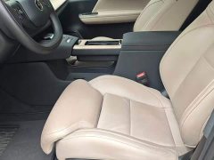 Volvo XC70 Plug-in Hybrid 2026 All-Wheel Drive Extended Range Ultra - ფოტო 13