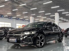 Volkswagen Passat 330TSI Starry Sky Luxury Edition - ფოტო 1
