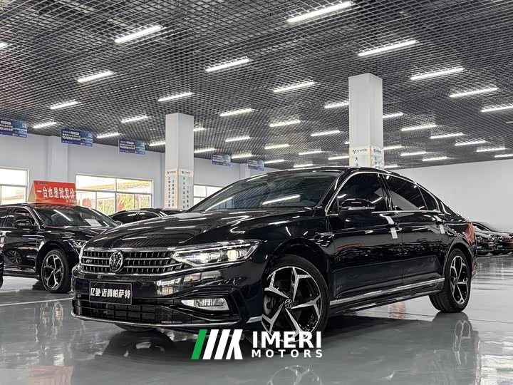 Volkswagen Magotan 2 Million Units Anniversary Edition 380TSI DSG Premier